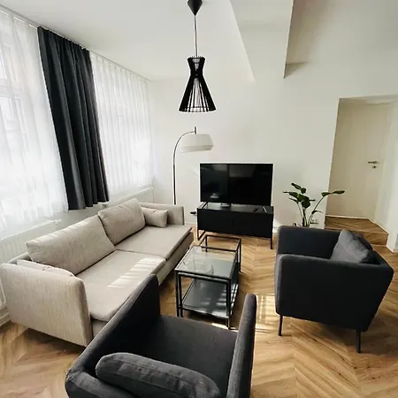 Apartament An Der Salvatorkirche - Exklusiv-apartments Mit Terrasse Coburg