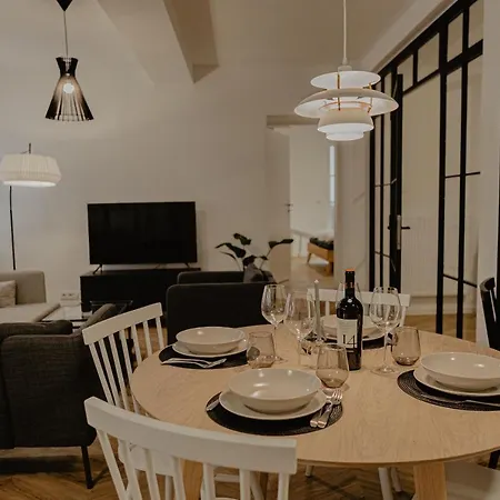 Appartement An Der Salvatorkirche - Exklusiv-apartments Mit Terrasse Cobourg